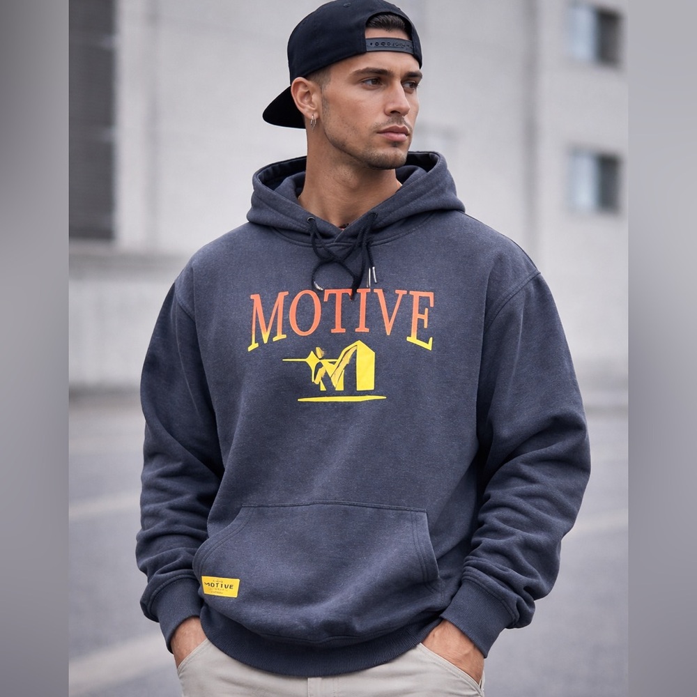 Motive Denim Charcoal Graphic‎ Hoodie men’s Size Medium NWT Streetwear